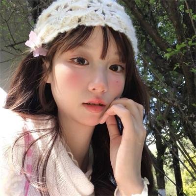 天蓝地黄